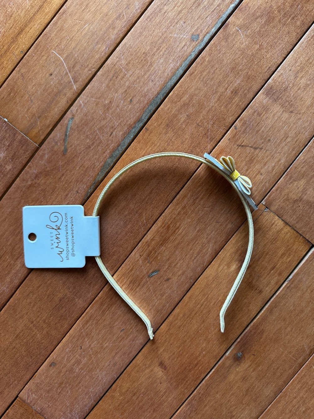 Brand New Sweet Wink School Headband